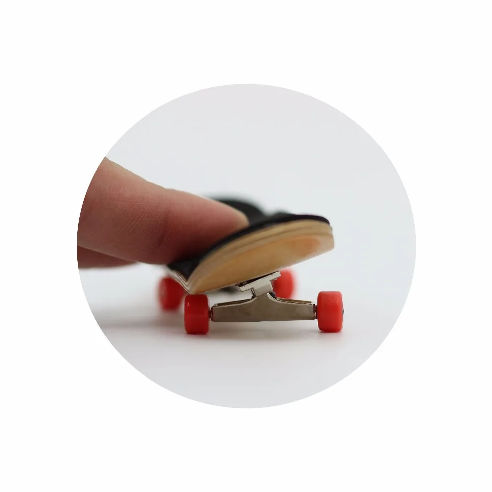 High quality Professional Red Mini wood fingerboard toys for children