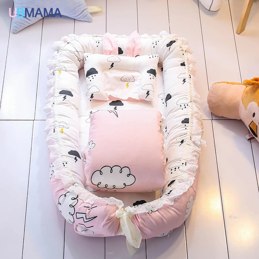 Travel Simple lovely Foldable Pillow Portable stripde Solid baby sleeper cotton Newborn Lace crib and pillow and quilt crib