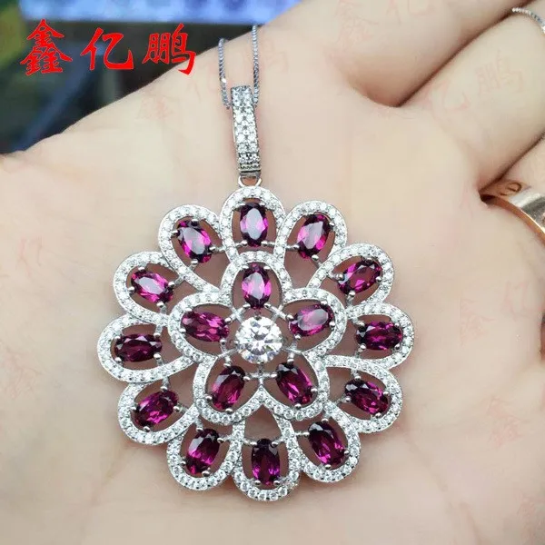 1980470922_892390178