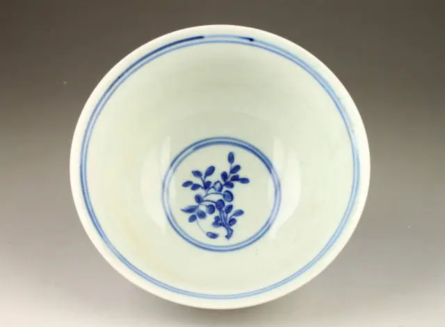 Изысканная китайская Коллекция украшения ручной работы тиснение Дракон фарфоровая чаша