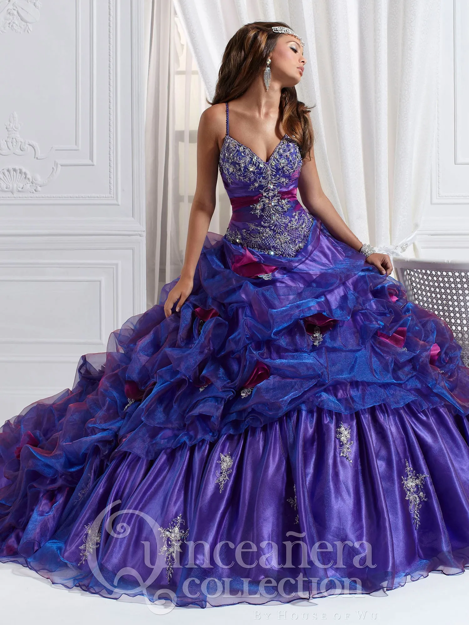 Purple Spaghetti Quinceanera Dress Taffeta Appliques Ball Gown
