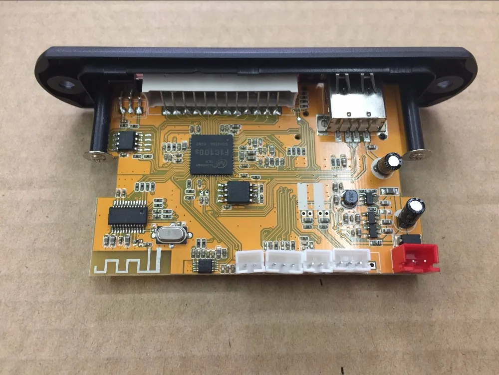 Плата видеодекодера Bluetooth RM / RMVB FLAC APE BT аудио модуль усилителя MP3 AUX U диск и TF USB FM