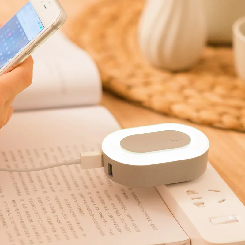 

2-port charger dual-port USB phone charger digital accessories with LED night light multi-function charger