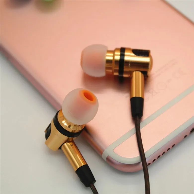 3219432881_1156418181