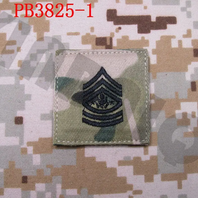 Вышивка патч Мультикам фон черный дизайн армии США ранг военный крюк на спине - Цвет: B3825