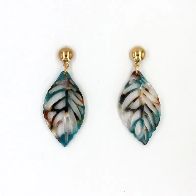 

Small Leaves Stud Earrings Hollow Acrylic Women Fashion Jewelry