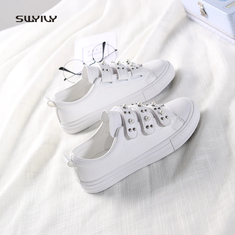 

SWYIVY Women Vulcanize Shoes White Sneakers Pearl Reivet 2018 Spring Hook Loop Casual Shoes Flat Lady Rhinestone Canvas Sneakers