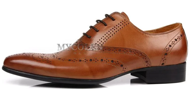 MYCOLEN New British Style Mens Pointed Toe Dress Shoes Leather Business Social Shoe Brown Men's Brogues Sapatos Masculino