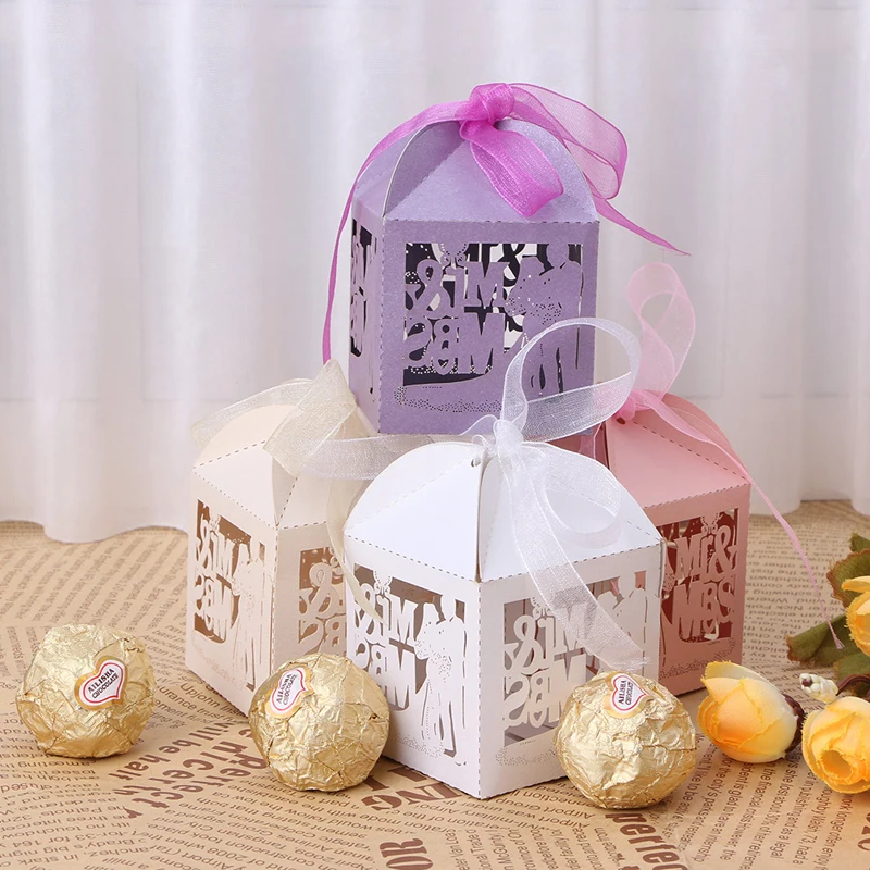 

10Pcs Mr Mrs Laser Cut Candy Boxes W/Ribbon Wedding Engagement Party Favor Gift Wedding Supplies Set