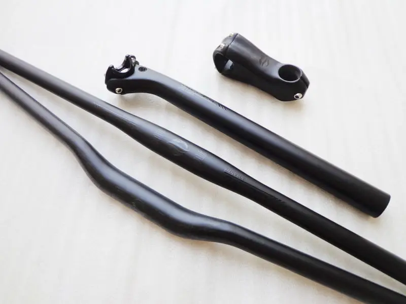 cheap Newest QILEFU Mountain bicycle matte UD full carbon fibre handlebar Road carbon bike seatpost alloy stem MTB parts set Free ship