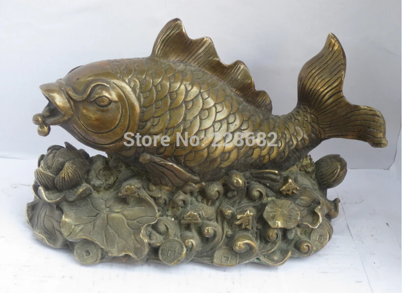 

Collectible Chinese Decorated Old Copper Carved Feng Shui Fish Sculpture /statue