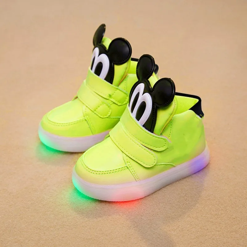 Мультяшный светодиодный светильник для мальчиков и девочек 1-5 лет, детские модные ботинки, детская повседневная спортивная обувь, светящиеся кроссовки