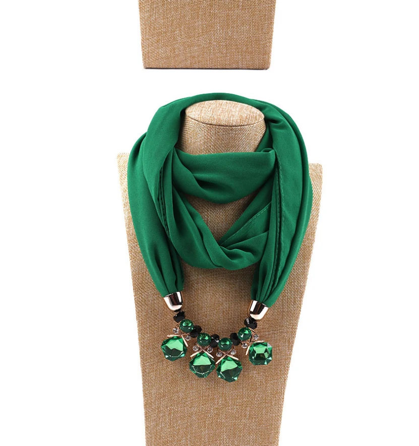 pendant-scarf_27