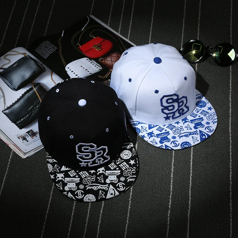

New Fashion SR Letter Skull Print Men Hip Hop Caps White Black Hat For Women Men Boy Caps Snapback Hats gorra hip hop Cap BKX507
