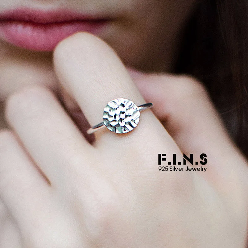 

F.I.N.S 925 Silver Woman Rings Minimalist Engagement Rings Vintage Geometric Round Full Moon Shape 925 Silver Ladies Finger Ring