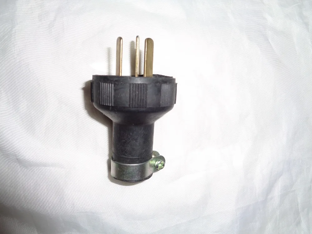 

V Type 15A Japanese Plug For ET950 ET650 YAMAHA Generator , TG950 Generator Part