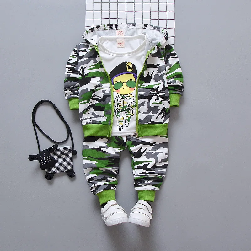 

Boys clothes sets spring autumn children cotton camouflage cartoon 3pcs hooded coats+t-shits+pants outfits kids boys casual suit