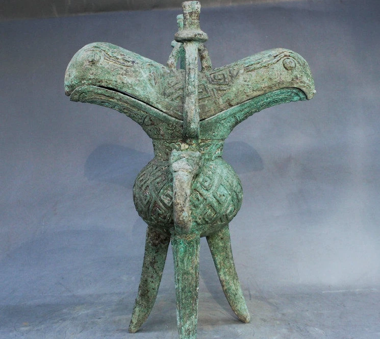 

Ancient China Antique Bronze Beak Shaped Jue Wine Cup~Tripod Vessle Wine Cup