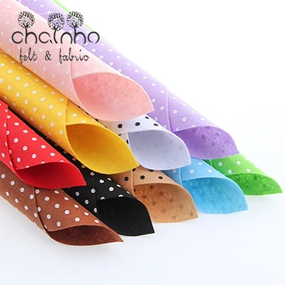 

Non Woven Fabric 1mm Thickness Polyester Felt Of Home Decoration Bundle For Sewing Dolls Crafts 10pcs Polka Dot Pattern 30x30cm