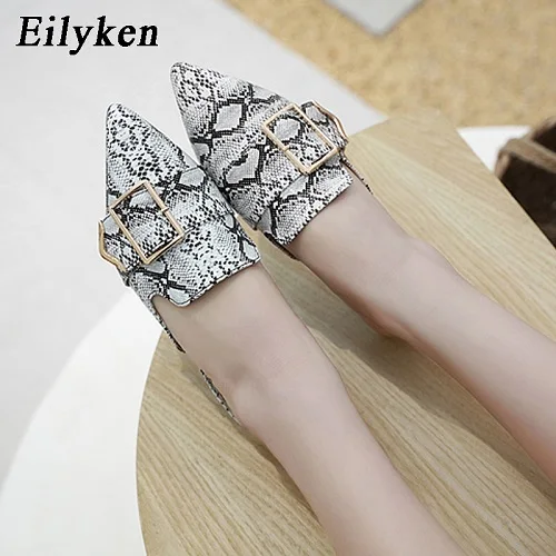 Eilyken/ женские летние тапочки на плоской подошве; Уличная обувь с острым носком; модные туфли без задника под змеиную кожу; женская обувь размера плюс 35-41 - Цвет: white