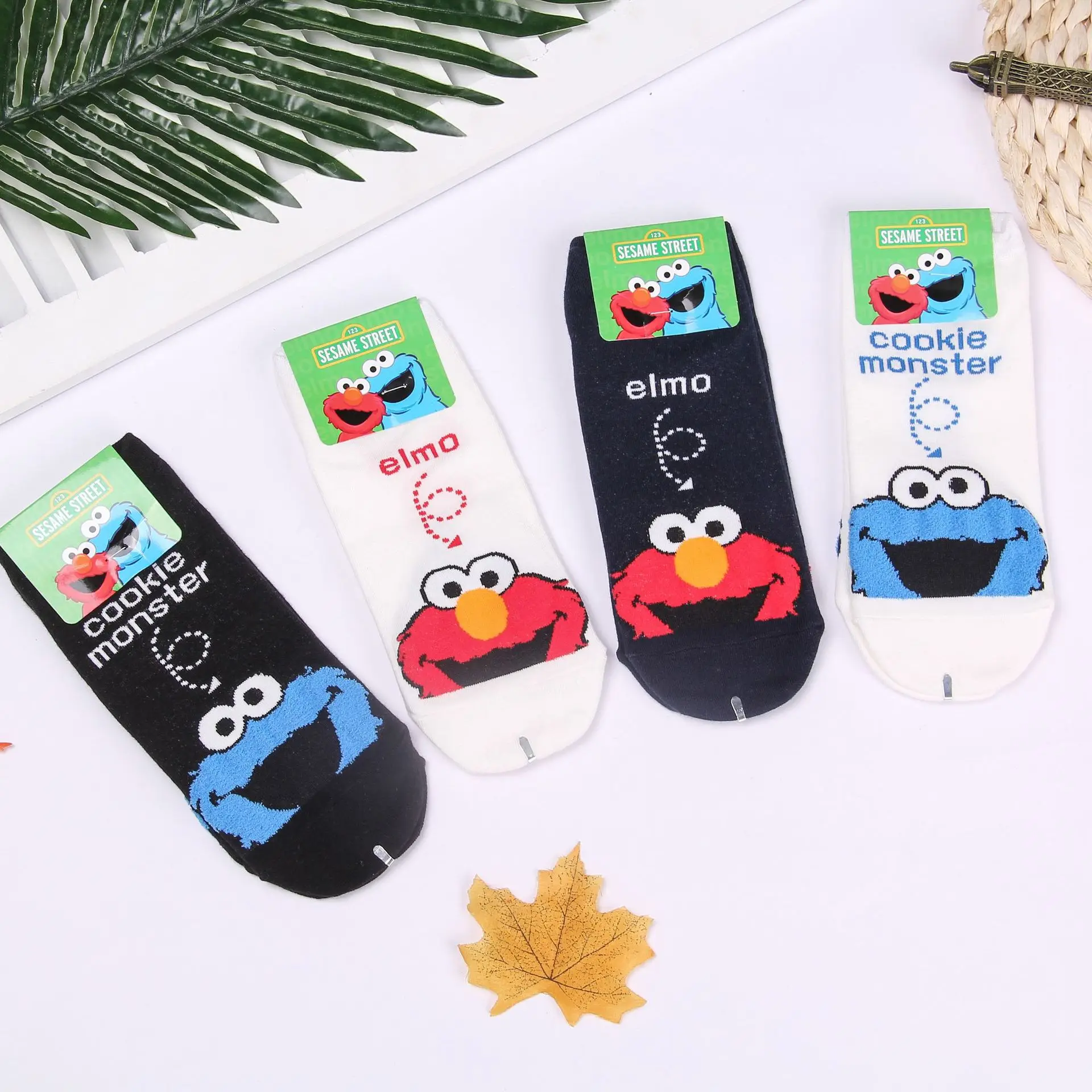 Носки с героями мультфильма «Улица Сезам» и «Элмо»; Забавные милые носки; Новинка; женские носки; сезон весна-осень; удобные дышащие короткие носки из хлопка; цвет синий, белый