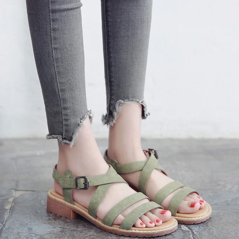 

2017 New Summer Fashion Women Casual Shoes Lady Leisure Sandals Gladiator All-match Breathable Black Peep Toe Green Retro Buckle
