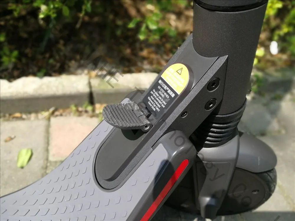 Cheap 2019 Ninebot Segway KickScooter ES4/ES2 Smart Electric Kick Scooter foldable lightweight board hoverboard skateboard hover board 1 Cheap 2019 Ninebot Segway KickScooter ES4/ES2 Smart Electric Kick Scooter foldable lightweight board hoverboard skateboard hover board 1