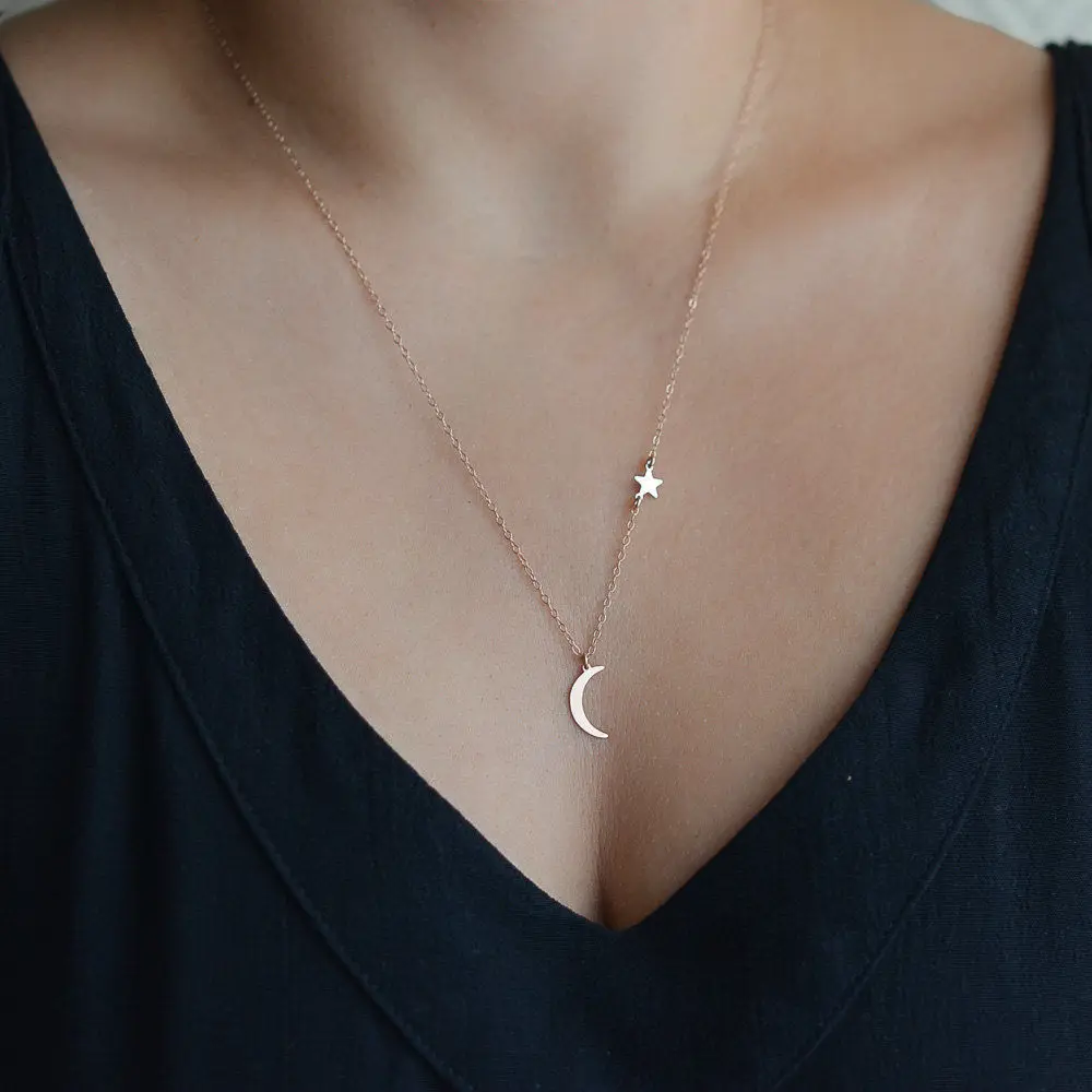 

New fashion holiday Seaside resort beach jewelry Women's Moon Star Pendant Choker Necklace Gold Silver Long Chain Jewelry Simple