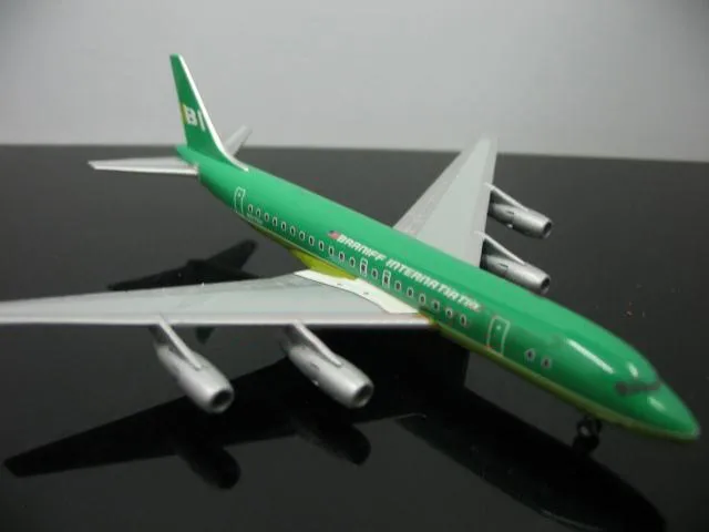 Rare Star 1:500 Branniff DC-8 N811BN Aircraft Model Diecasts Alloy Collection Model