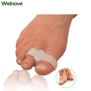 

2Pcs 2 Hole Feet Foot Care Gel Toe Straighteners Separator Hallux Valgus Bunion Corrector Pain Relief Foot Massager C136