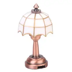 OMoToys беспроводной бронза металл 1:12 Масштаб кукольная Миниатюра Led Настольная лампа Модель с белый зонтик форма абажура