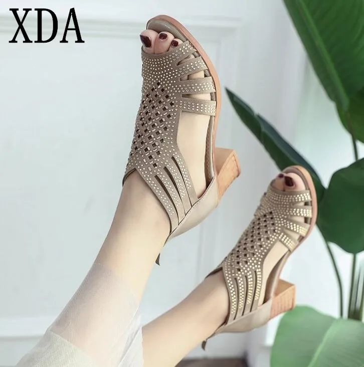 

XDA Women Sandals Gladiator High Heel zipper sandals Female Shoes Fashion Summer Ladies crystal Roman Hollow Out single Shoes