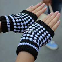 Более 2 шт 30% скидка осень зима уличные теплые женские вязаные перчатки Миттон ЗАЩИТНЫЕ ПОЛНЫЙ/половина пальцев перчатки 5 пар = 10 шт GW46