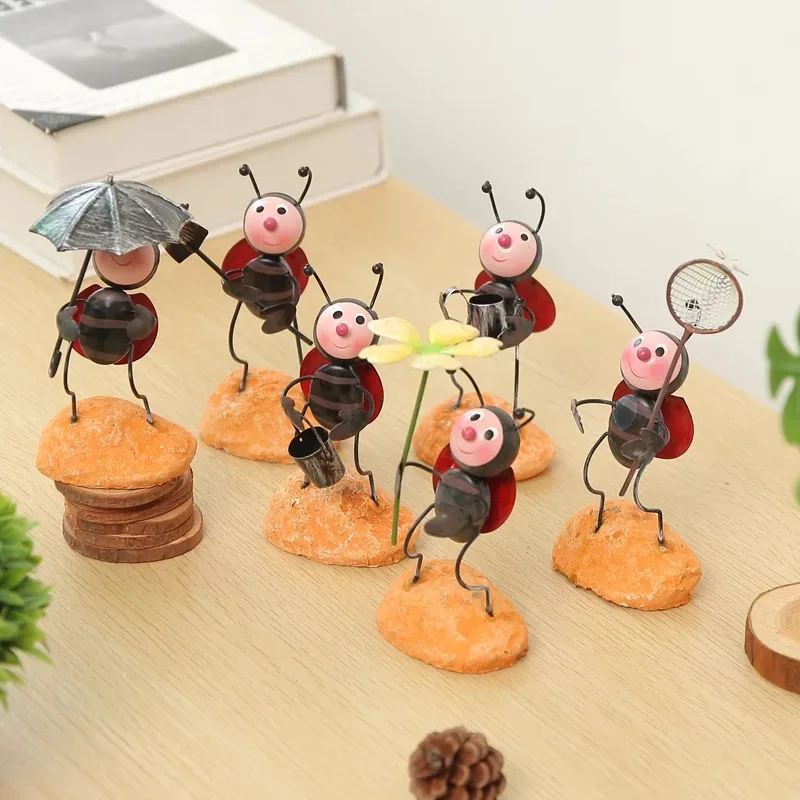 

1piece lovely ladybug Figurine 1set Home office Decoration Miniatures christmas Gift car decor birthday gift