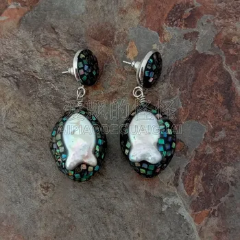 

E051621 1.6'' White Keshi Fish Pearl Abalone Shell Earrings