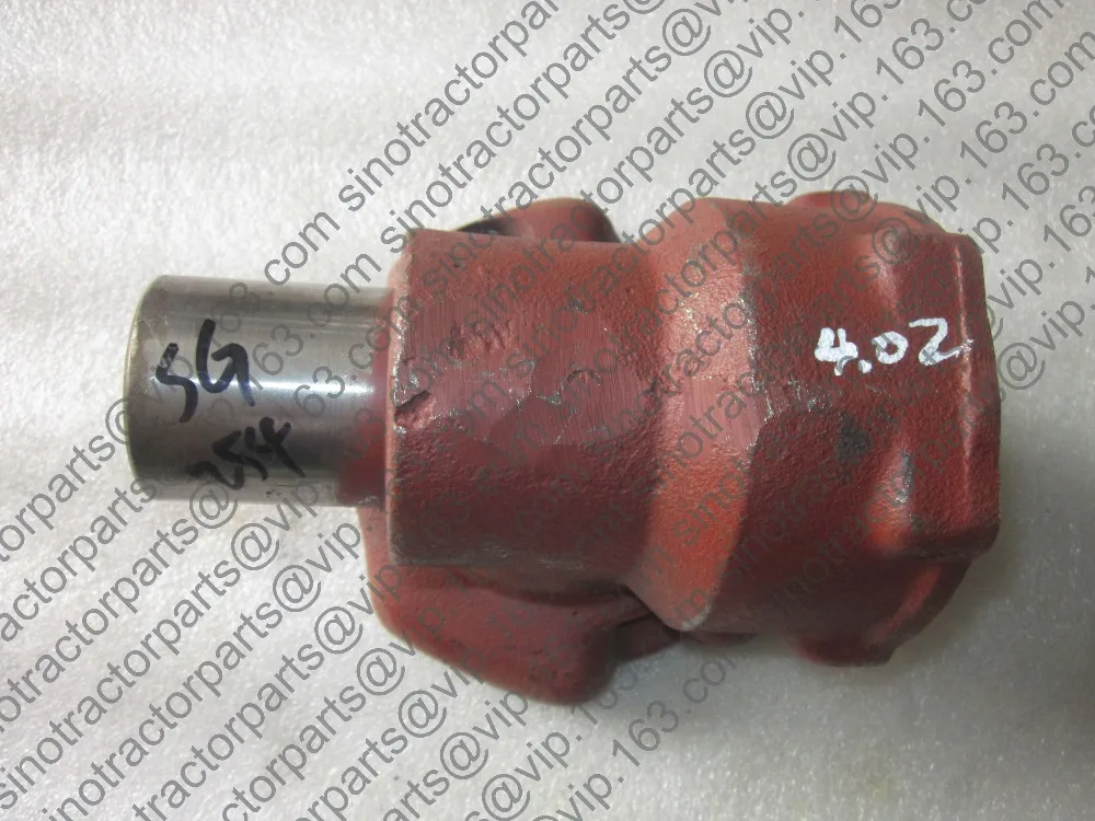 ФОТО Shandong Weituo tractor parts, Weituo tractor TY254C, the left steering arm