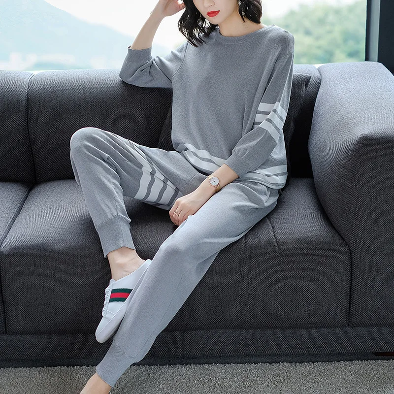 three quarter tracksuit