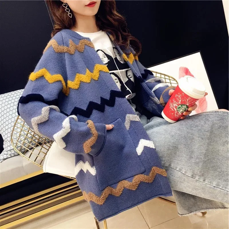 9223703214_1774017828