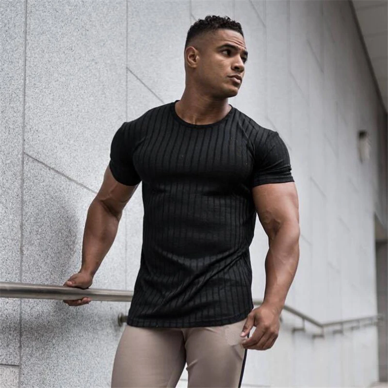 Мужская футболка для фитнеса Muscleguys тонкая повседневная трикотажная с круглым