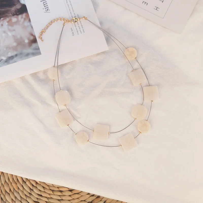 Classic Fashion Acrylic Necklaces for Women With Colorful Resin Geometric Pendants Metal Long Chains Necklaces Party New Jewelry (3)