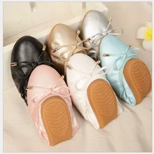 New Women Ballet Flats Genuine Leather neri Loafers Bling Silver Round Toe Glossy Women Flats Shoes Ballerina Flat Shoes Women New Women Ballet Flats Genuine Leather neri Loafers Bling Silver Round Toe Glossy Women Flats Shoes Ballerina Flat Shoes Women