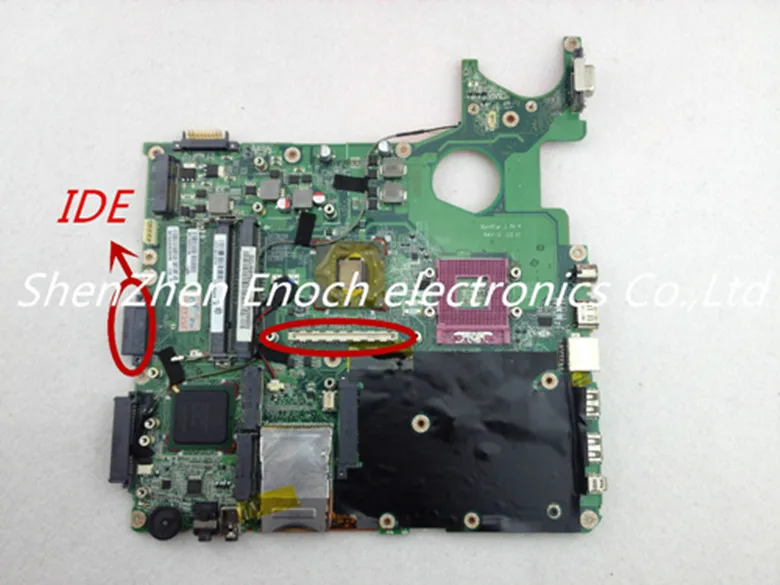 Carte mère TOSHIBA V000125780 pour Satellite A300
