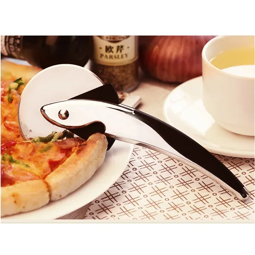 "Sharp Shark" Stainless Steel Shark Pizza Cutter 5