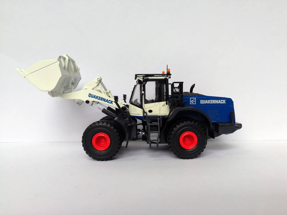 8116 (6)