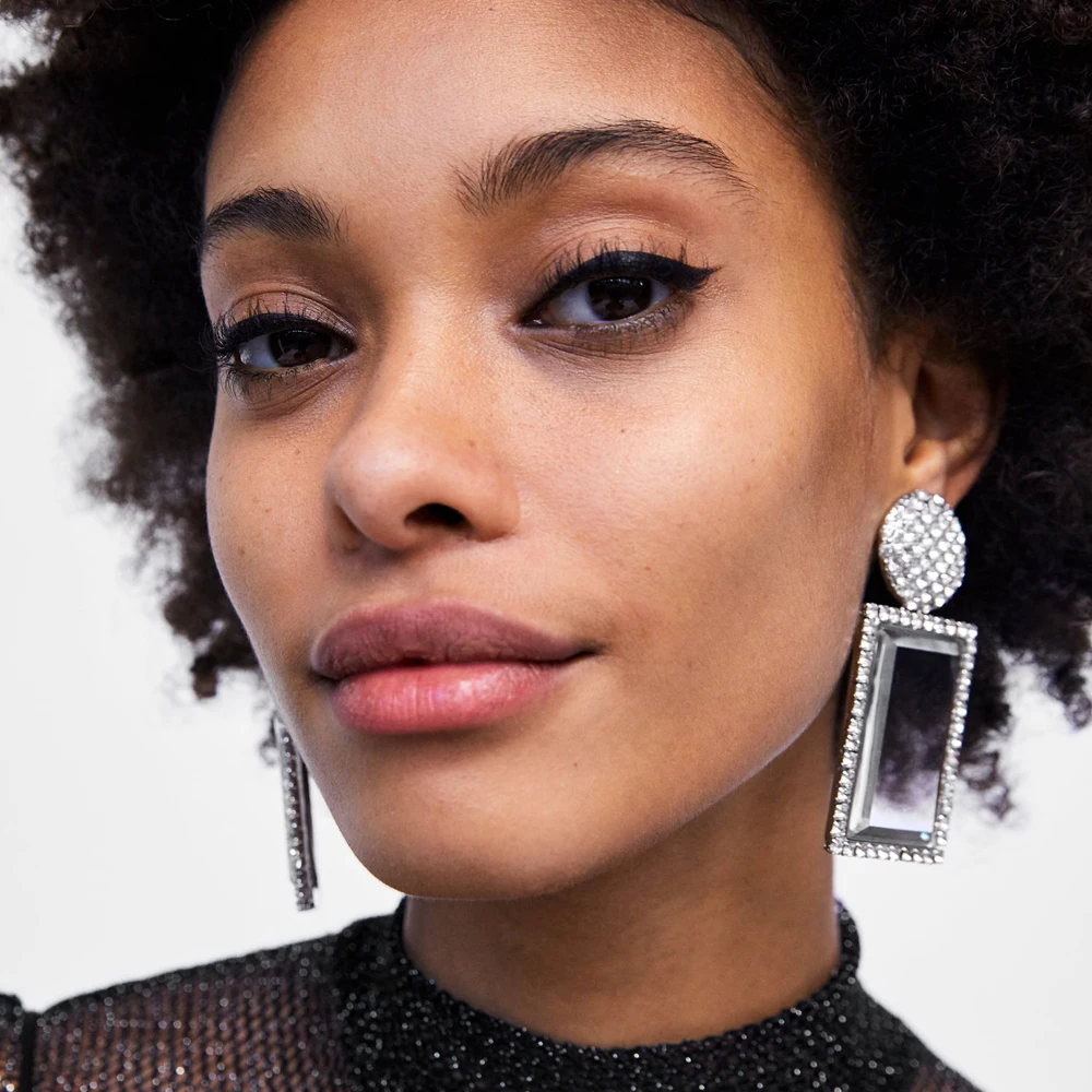 

Vodeshanliwen ZA New Square Crystal Dangle Earrings For Women Charm Wedding Geometric Drop Earrings Statement Jewelry