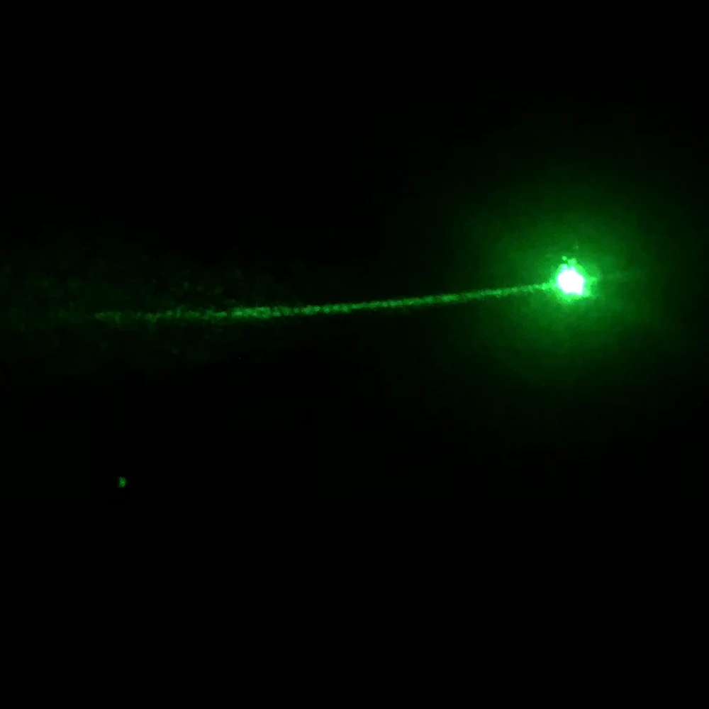 Лазерная указка 5 МВт Мощная зеленая синяя красная точка Лазерная световая ручка мощная лазерная указка метр 405nm 530nm 650nm зеленый лазер