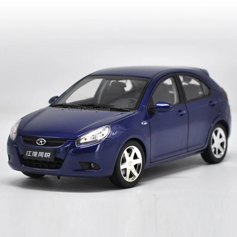 

Blue 1:18 JAC Tongyue Hatchback Diecast Model Car