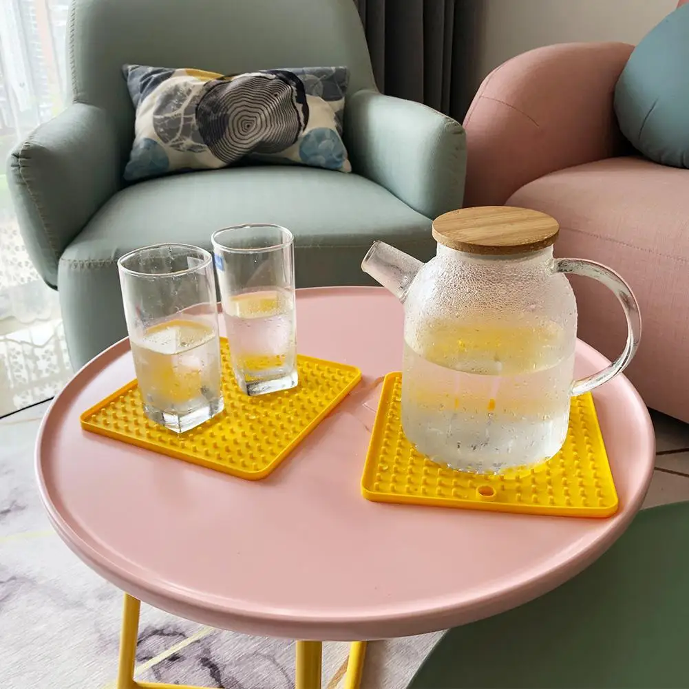 Fashion Kitchen Table Pad Tools Silicone Pot Holder Trivet Mat Heat Resistant Washable Kitchen Decor Supply Festival Holiday Party Decoration Christmas Dining Room Table Ornaments Fashion Kitchen Table Pad Tools Silicone Pot Holder Trivet Mat Heat Resistant Washable Kitchen Decor Supply Festival Holiday Party Decoration Christmas Dining Room Table Ornaments