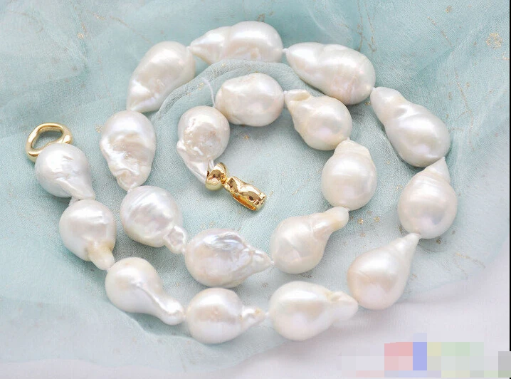 

1136 white baroque teardrop KESHI REBORN PEARL NECKLACE