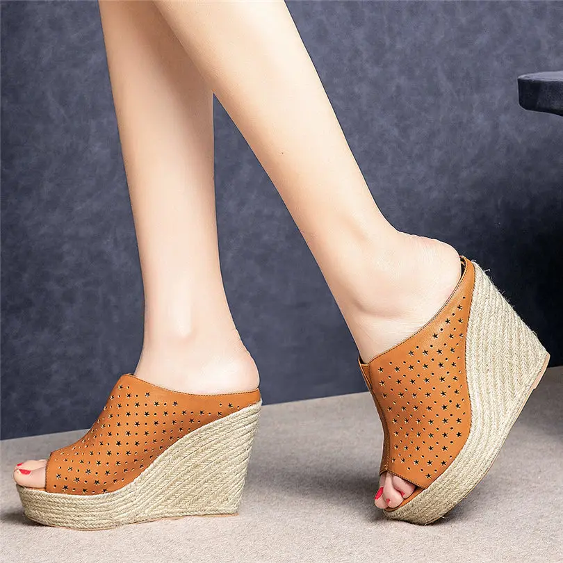 NAYIDUYUN Punk Slippers Women Cow Leather Wedges Platform Roman Gladiator Sandals Open Toe Party High Heel Pumps Casual Shoes NAYIDUYUN Punk Slippers Women Cow Leather Wedges Platform Roman Gladiator Sandals Open Toe Party High Heel Pumps Casual Shoes